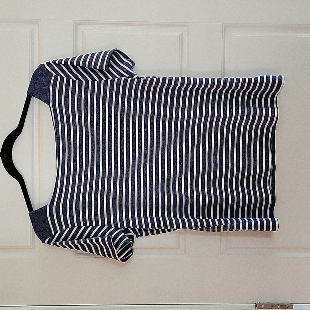 Jones & Co XL Navy Striped Tee-Shirt